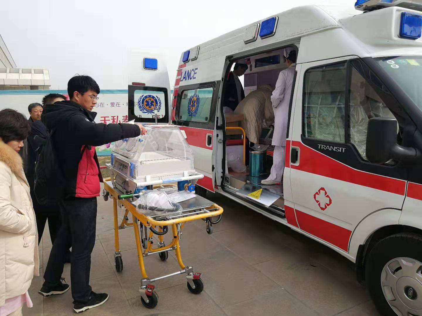 东台市救护车转院
