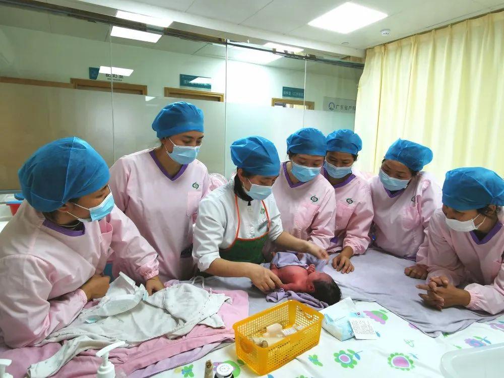东台市妇婴监护型护送